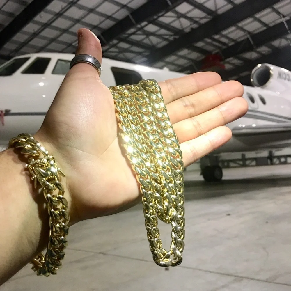 DE ROSSI CUBAN LINK 18K GOLD NEW CHAIN MADE IN ITALY *****LIFETIME WARRANTY*****